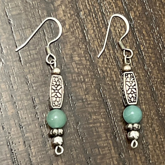 Elegant Silver Tone Dangle Earrings - Picture 2 of 5